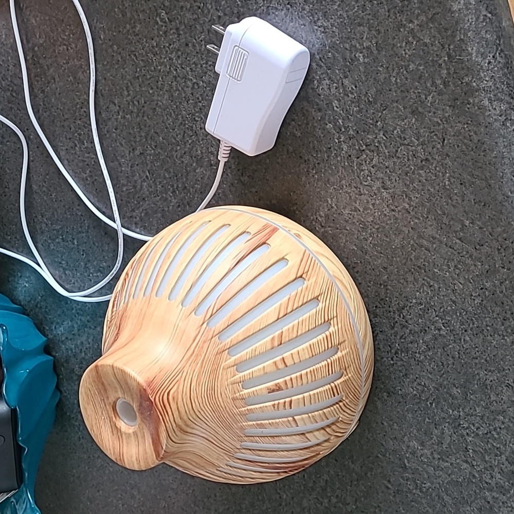 Aromatherapy diffuser